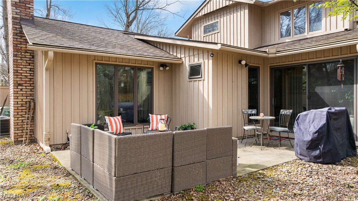17653 Falling Leaves Road, Strongsville, Ohio image 42