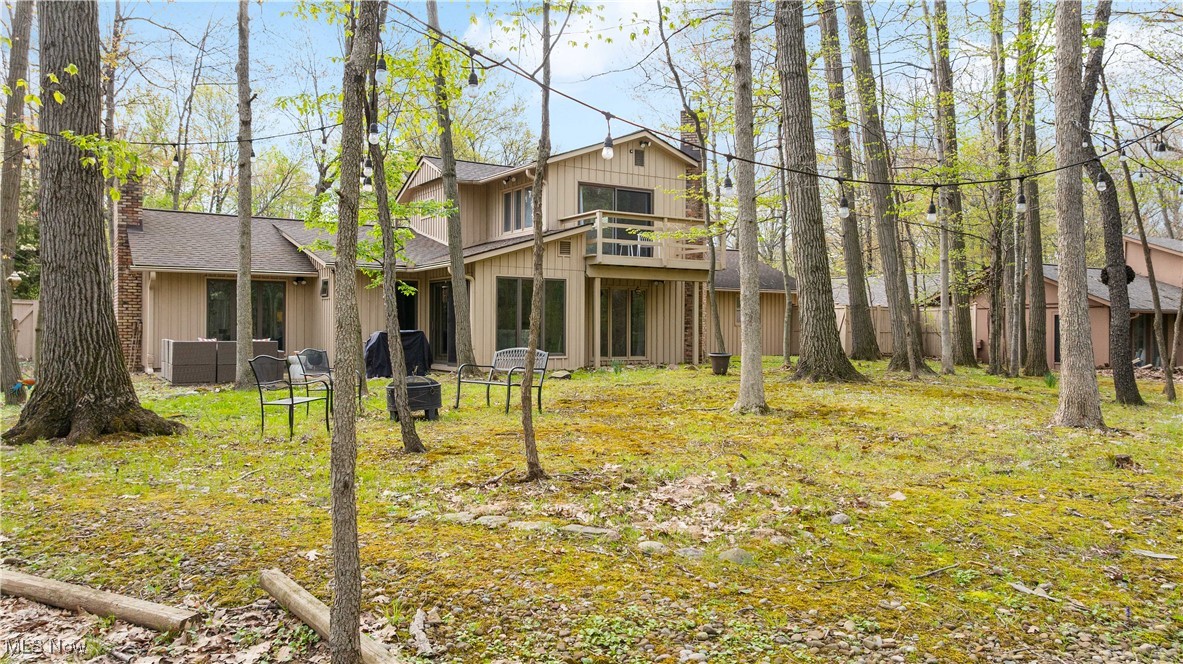 17653 Falling Leaves Road, Strongsville, Ohio image 44