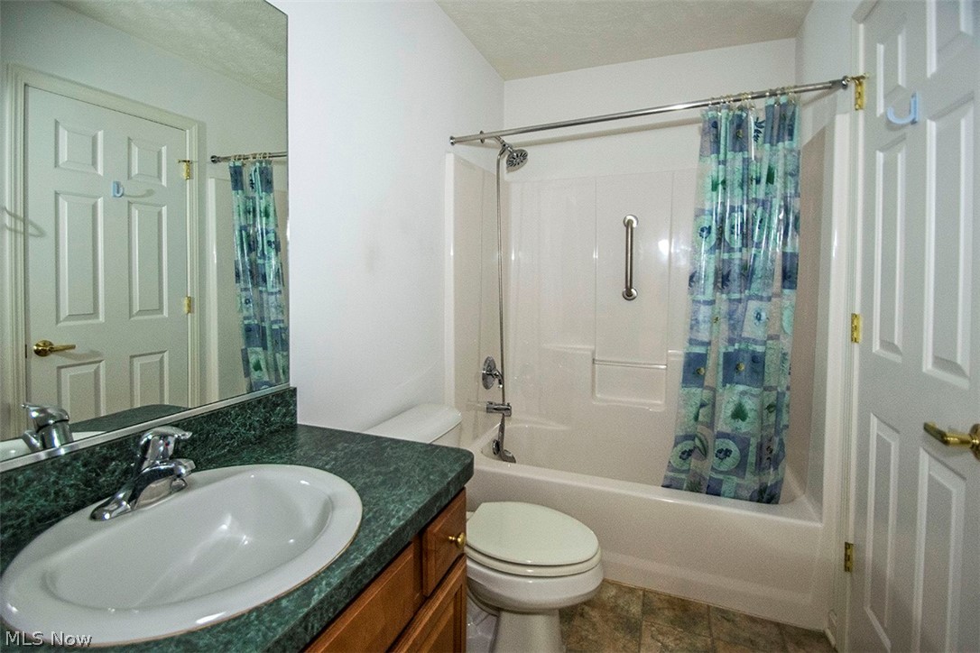 Willow Woods Condos - Residential