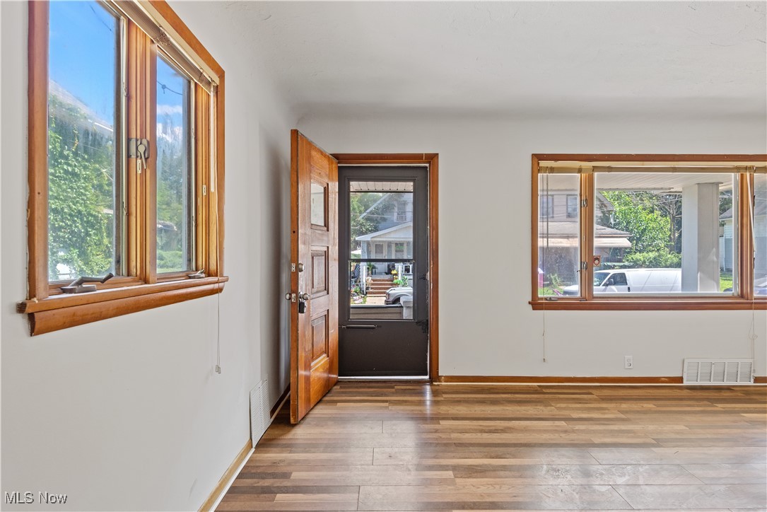 H L Morgans - Residential