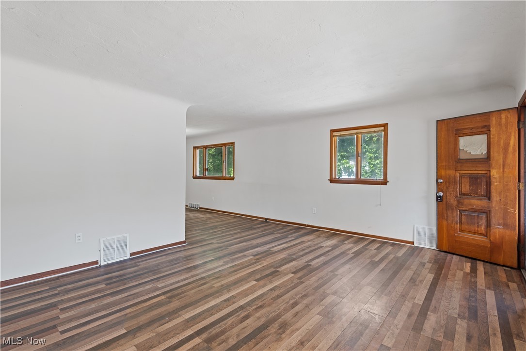 H L Morgans - Residential