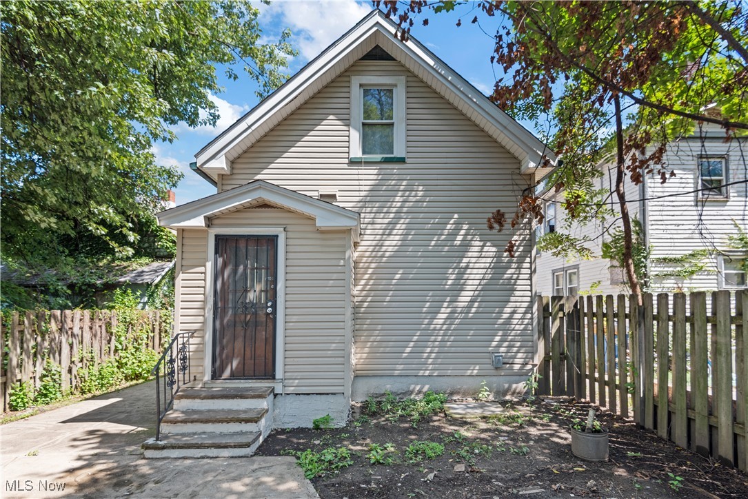 H L Morgans - Residential