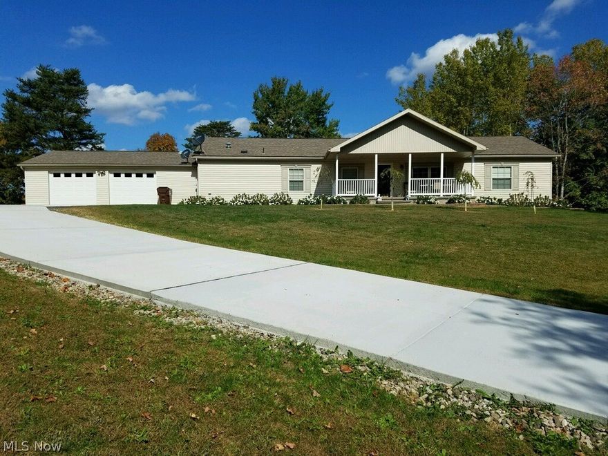 GREAT RANCH!!! VA,ADA approved!! This home has 2 entrances from the garage into the family room, one door has a brand new elevator lift the other has 2 steps. The home has oak trim and oak cabinetry through out There is  natural décor, 3 bedroom , 3 bath,  (1 bath is 15x11, brand new, and is fully handicap accessible!!) There is lots of trails to walk, on  the wooded 4 acre lot and wildlife all around.  There is a new back deck the full length of the house (66 foot) and a new concrete driveway. If Privacy is what you are looking for then this is it. Don't let this home slip away call today!!
