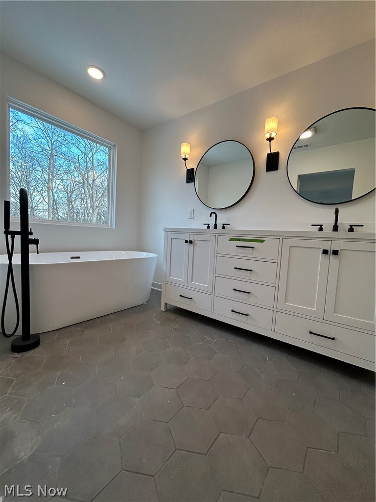 Lighthouse Bluffs - Residential