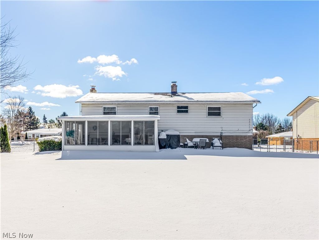 Photo of 3327 Valley Forge Drive, Brunswick, OH 44212 (MLS # 5181441)