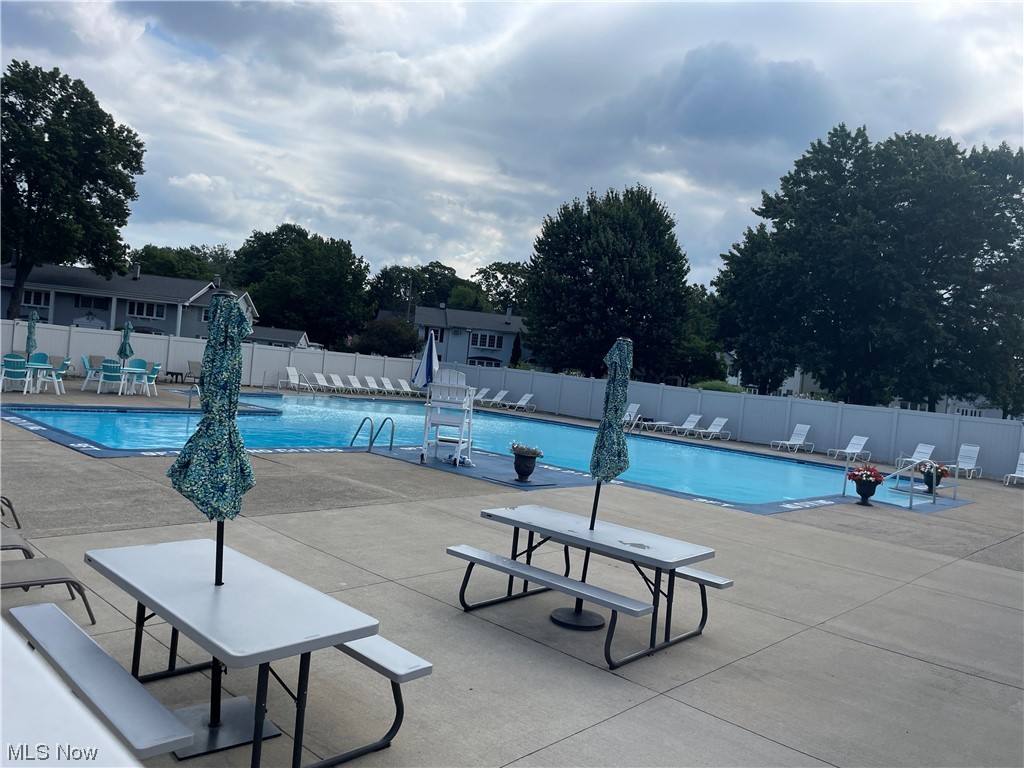 Meadowlawn Condo - Residential