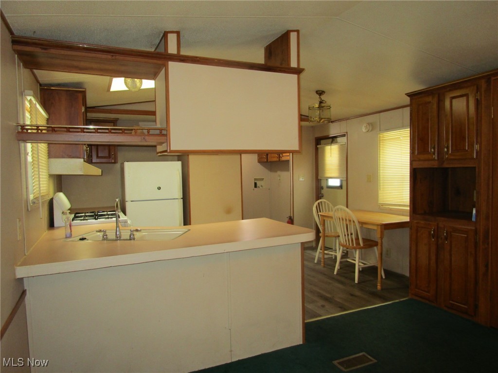 Parkwood Village - Residential