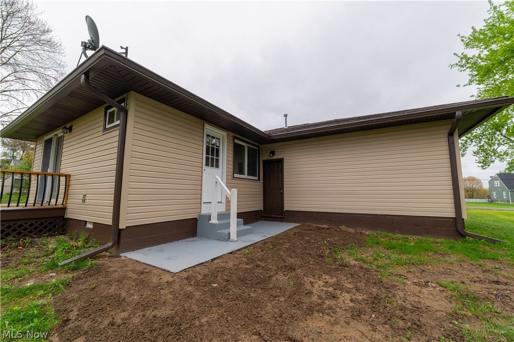 Photo of 2407 Northview Drive, Cortland, OH 44410 (MLS # 5204473)