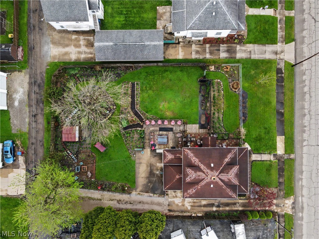 Village/Sebring - Residential