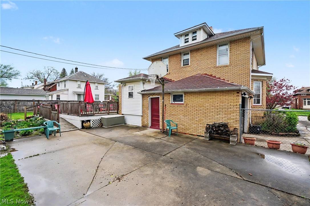 Village/Sebring - Residential