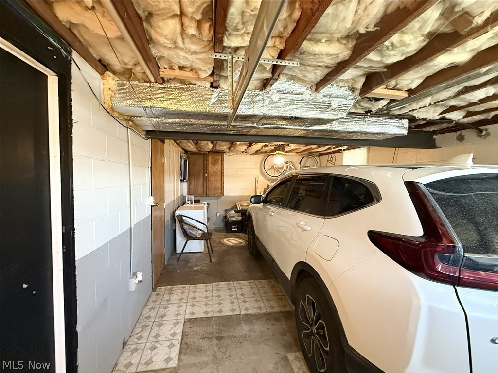 Walker Manor - Residential