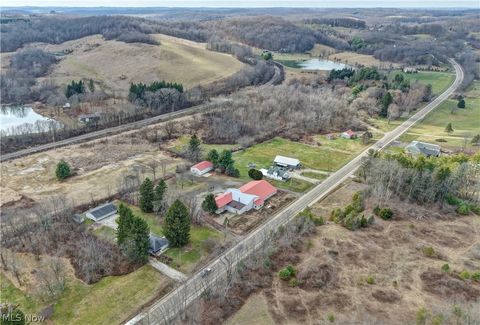 Tiny photo for 12870 Lincoln Street SE, Paris, OH 44669 (MLS # 5203078)