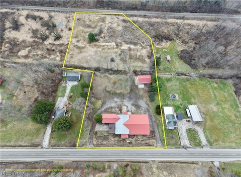 Photo of 12870 Lincoln Street SE, Paris, OH 44669 (MLS # 5203078)