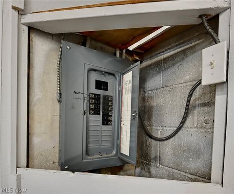 Tiny photo for 12870 Lincoln Street SE, Paris, OH 44669 (MLS # 5203078)