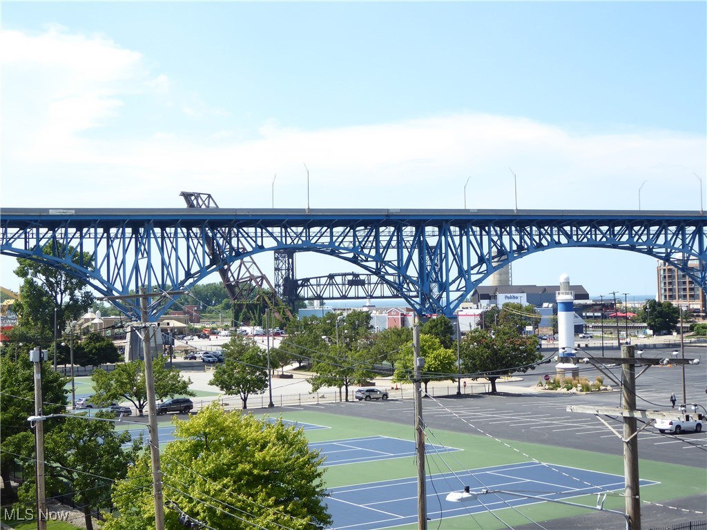 Stonebridge Plaza - Residential