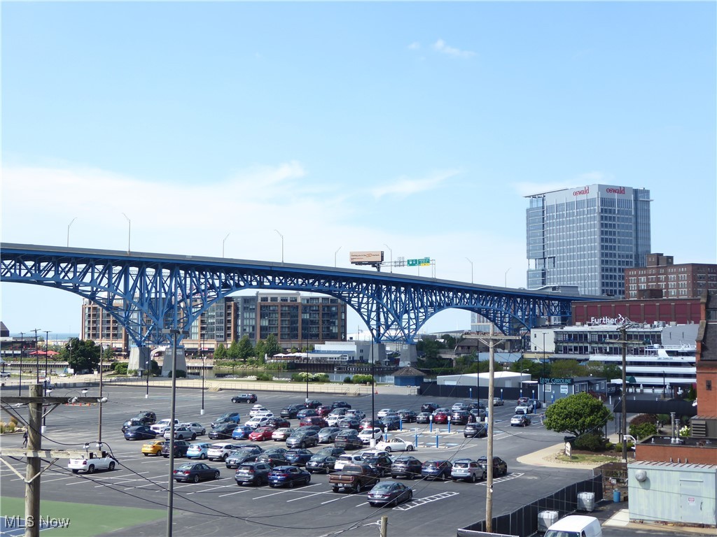 Stonebridge Plaza - Residential