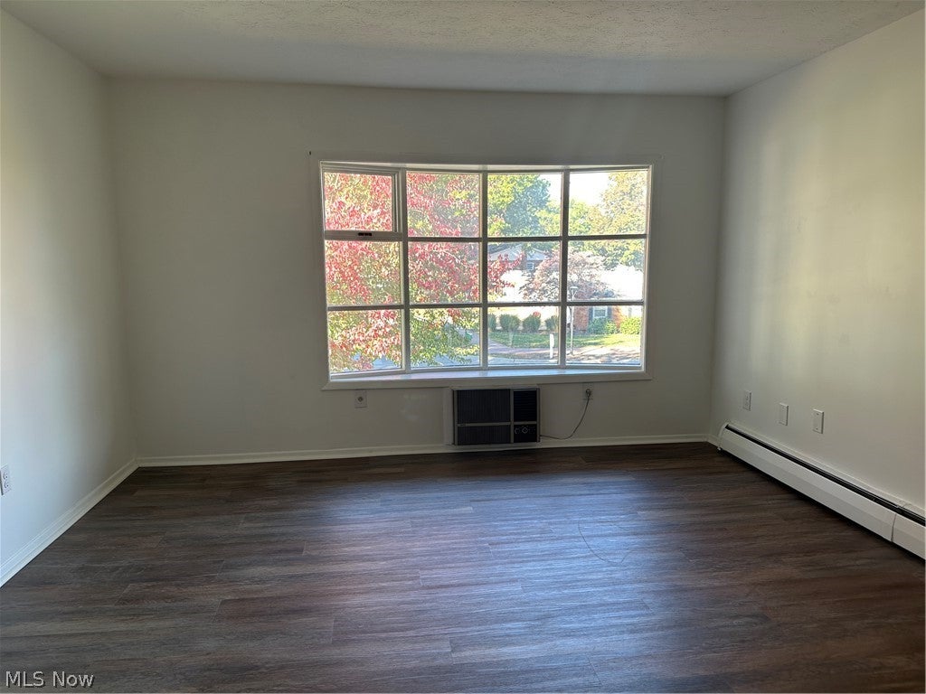 2 Meadowlawn Drive 7