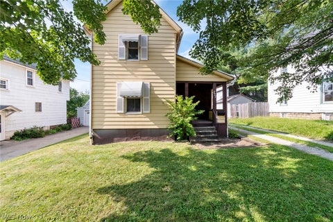 Tiny photo for 777 Montana Avenue, Akron, OH 44314 (MLS # 5252254)