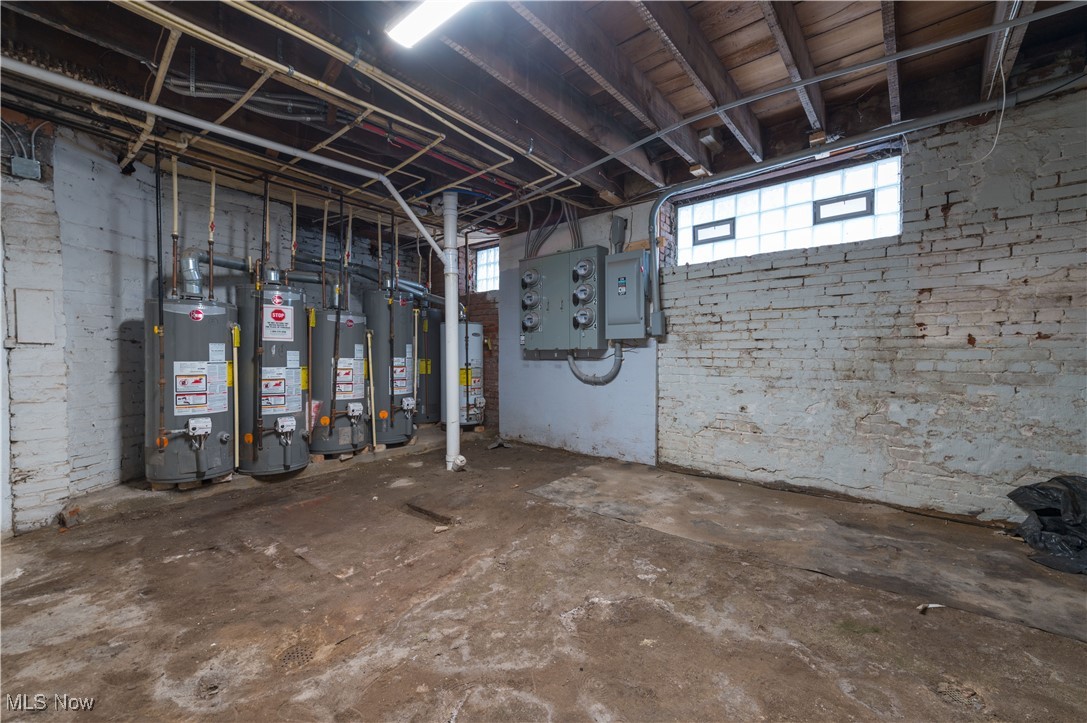 Coventry Mayfield Land Cos Su - Commercial Sale