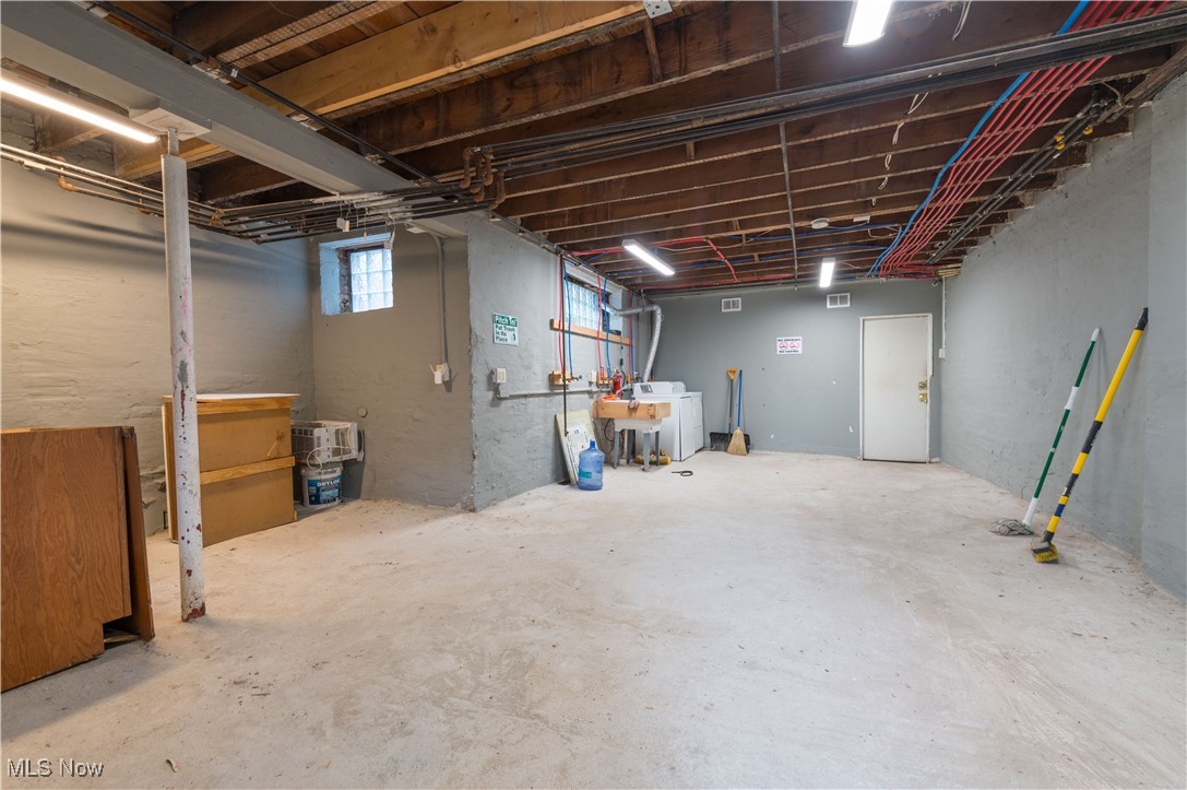 Coventry Mayfield Land Cos Su - Commercial Sale