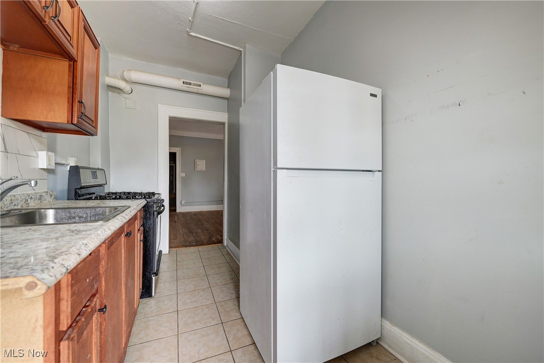 Coventry Mayfield Land Cos Su - Commercial Sale