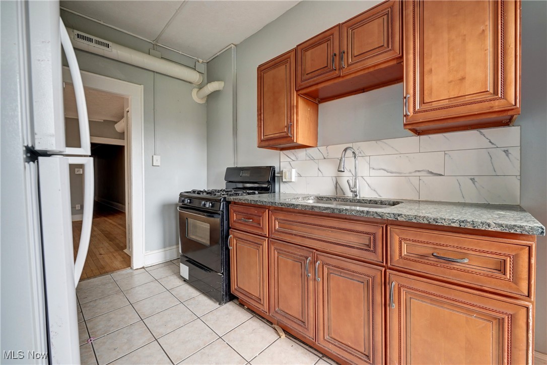 Coventry Mayfield Land Cos Su - Commercial Sale