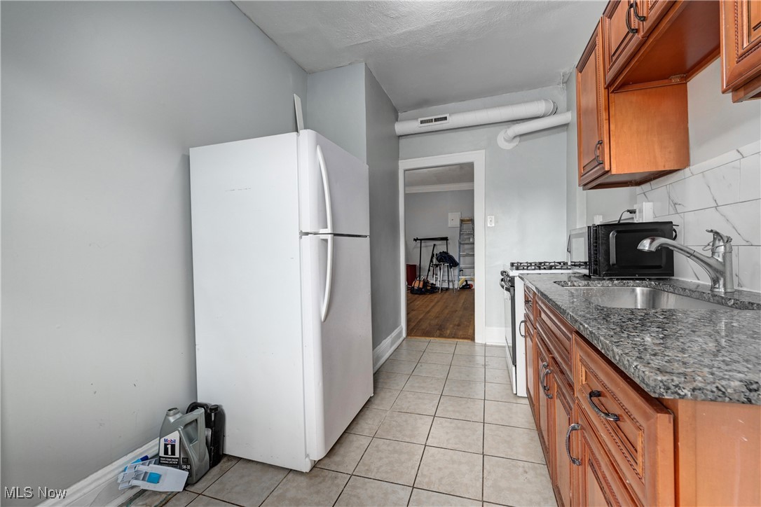 Coventry Mayfield Land Cos Su - Commercial Sale