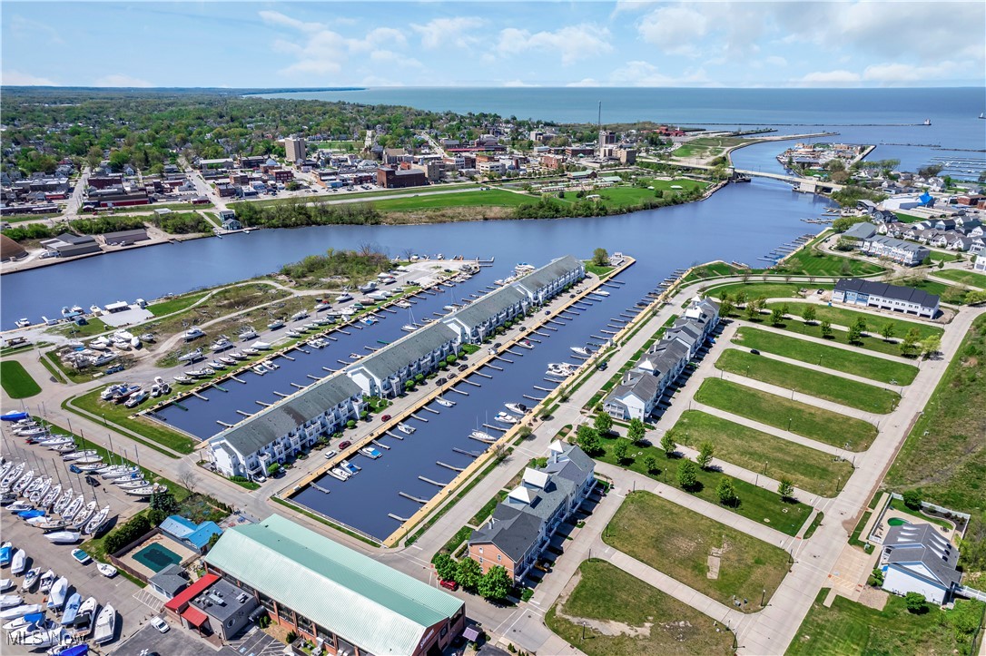 Harborwalk - Residential