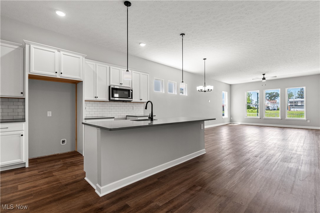 374 Bascule Drive, Lorain, Ohio image 6