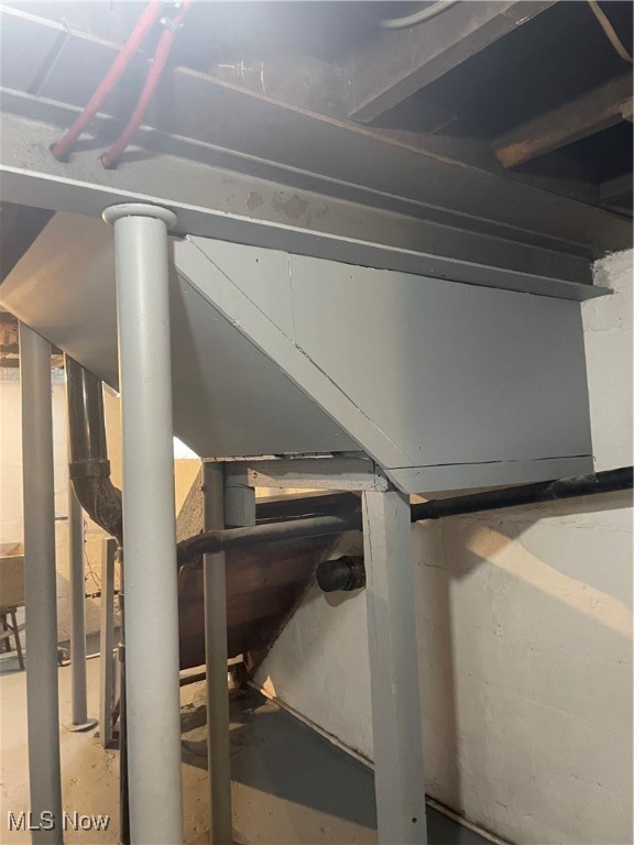 Cuyahoga Falls, Ohio 44221, United States, 3 Bedrooms Bedrooms, ,1 BathroomBathrooms,Residential,Pending,31085