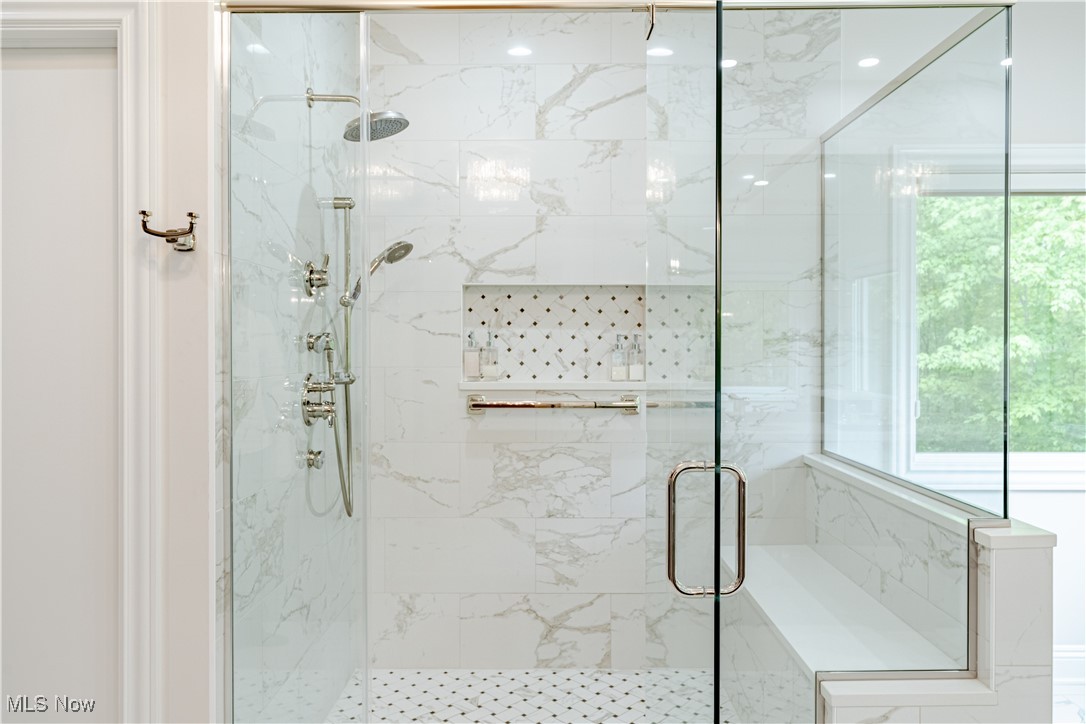 35906 Solon Road, Solon, Ohio image 29