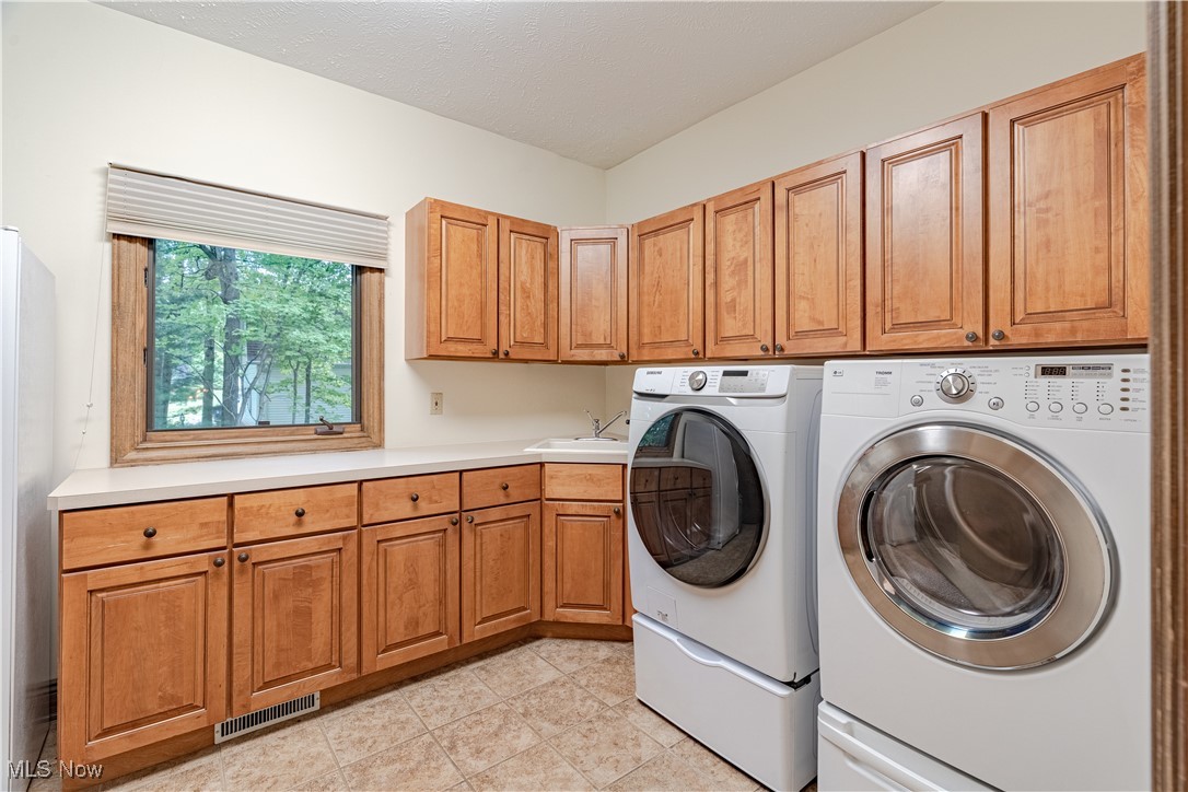 35906 Solon Road, Solon, Ohio image 30