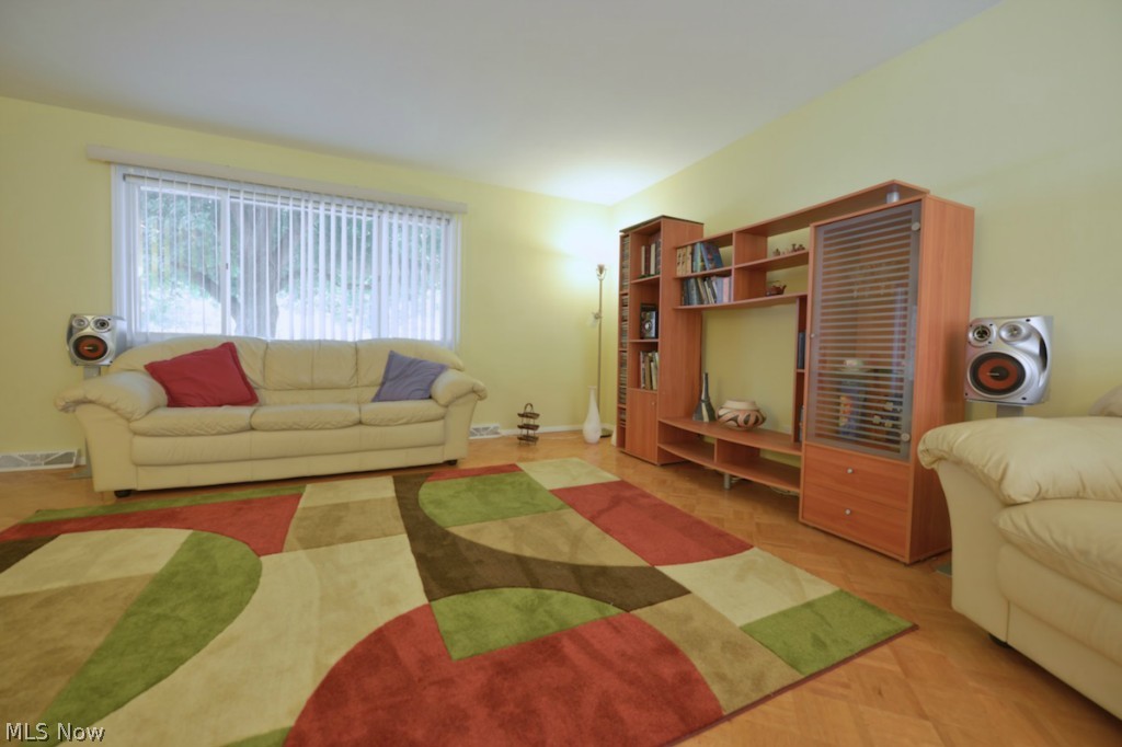 Grandee - Residential