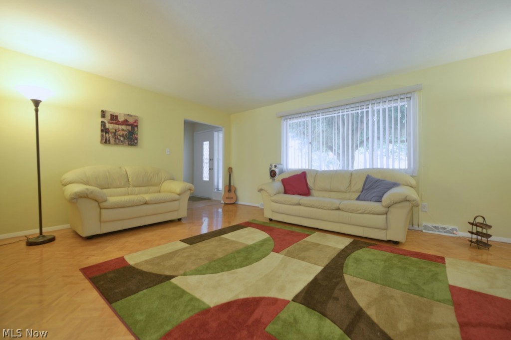 Grandee - Residential