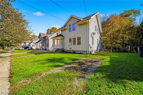 Tiny photo for 607 Sumatra Avenue, Akron, OH 44305 (MLS # 5255511)