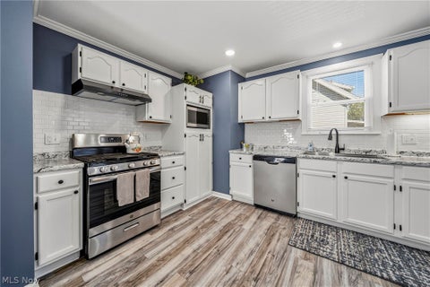Tiny photo for 607 Sumatra Avenue, Akron, OH 44305 (MLS # 5255511)
