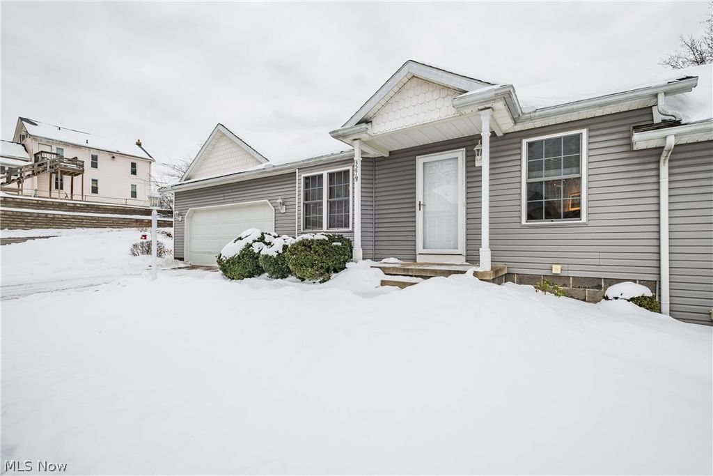 Photo of 3278 Sumser Street NW, North Canton, OH 44720 (MLS # 5186573)
