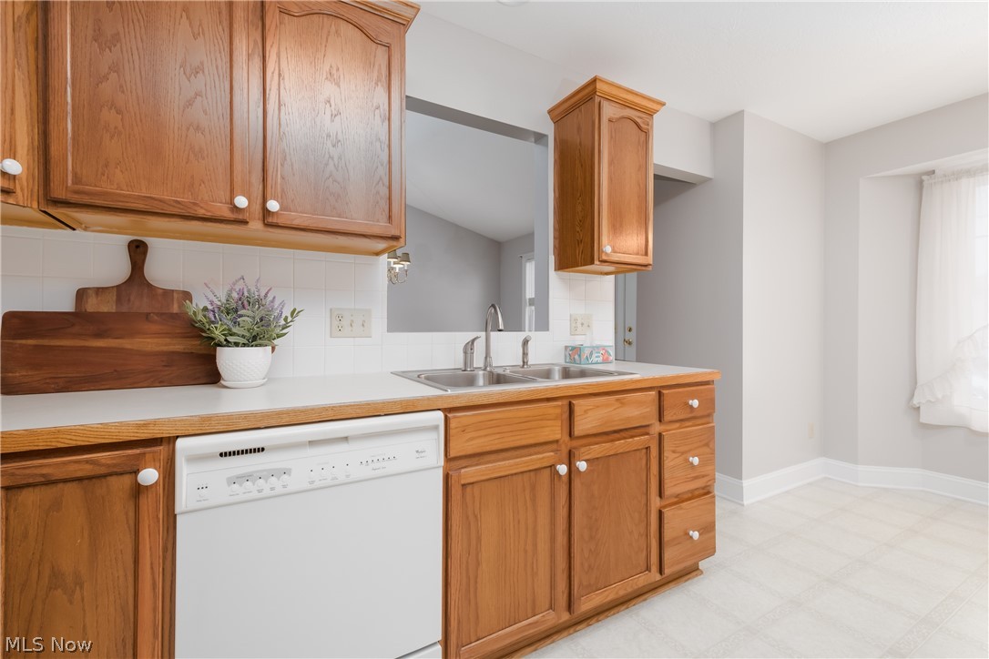 Lake Hollow Condo - Residential