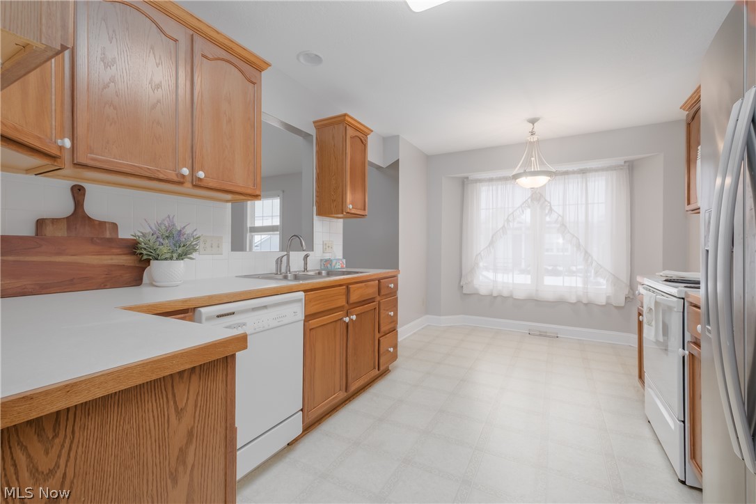 Lake Hollow Condo - Residential