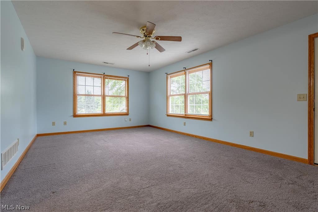 Photo of 2919 Cliftmont Avenue NE, Canton, OH 44705 (MLS # 5222876)