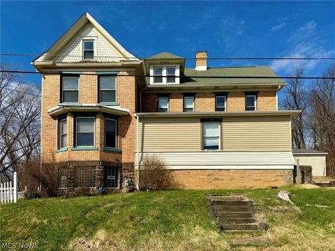 Homes For Sale - 305 Gardendale Street<br/> Columbiana County, East Liverpool, OH 43920