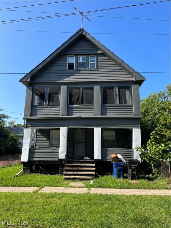 Great opportunity to own a duplex that is fully rented out! Has many updates including fresh exterior paint, both units have fresh paint, corelux plank flooring and new toilets and appliances.