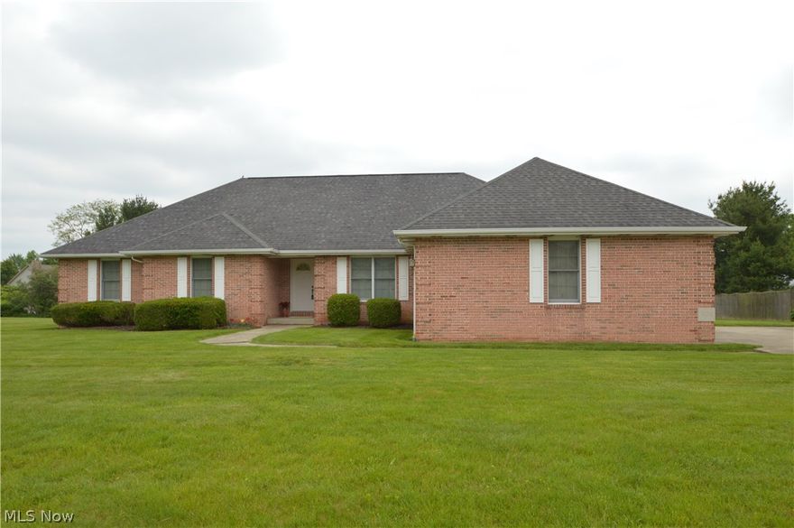 Located in one of Boardmans most prestigious neighborhoods. This all brick 3 bedroom, 2 full baths and 1/2 bath ranch home features over 2700 sq ft of living space. Home features large family room with gas fireplace, a large living room area and kitchen with plenty of counter and cabinet space as well as a formal dining room for all your family and holiday dinners. After dinner take your coffee or night cap into the heated sunroom and continue the conversation. The master bedroom features built in cabinets and its own master bath with soaking tub, separate stand-up shower and huge walk-in-closet. All 3 bedrooms have generous sized closets for ample storage. Home has a full basement which provides plenty of storage or its a space just waiting to be finished, the possibilities are truly endless. 2-10 Supreme Home Warranty included!! Make your appointment today!