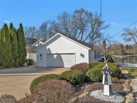 5460 Island Drive NW Canton OH 44718
