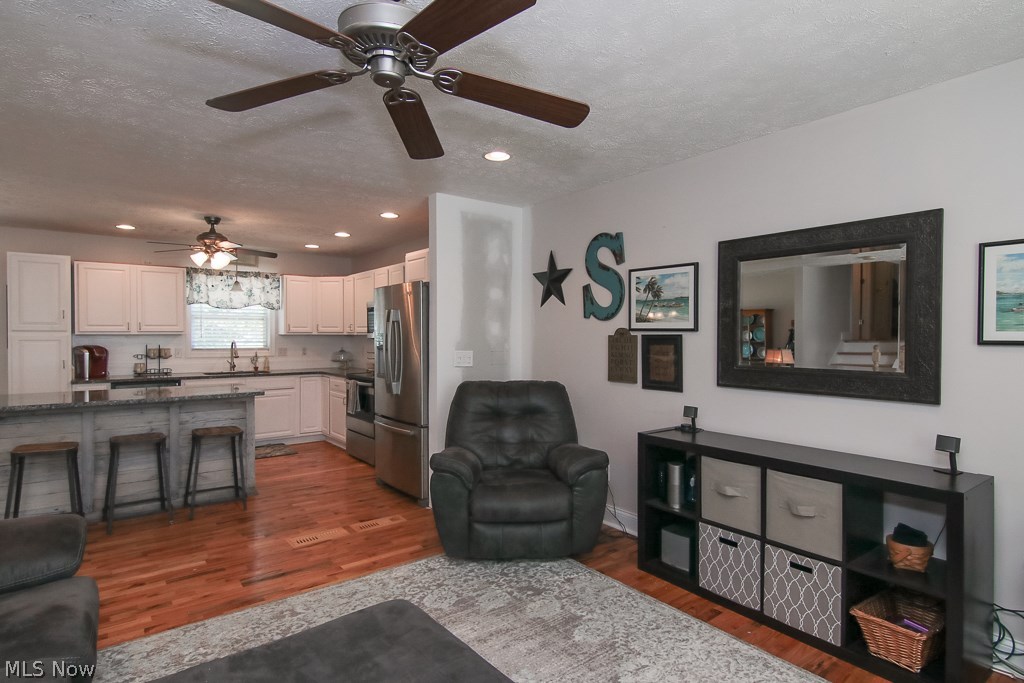 Kinters Sunny Acres 01 - Residential