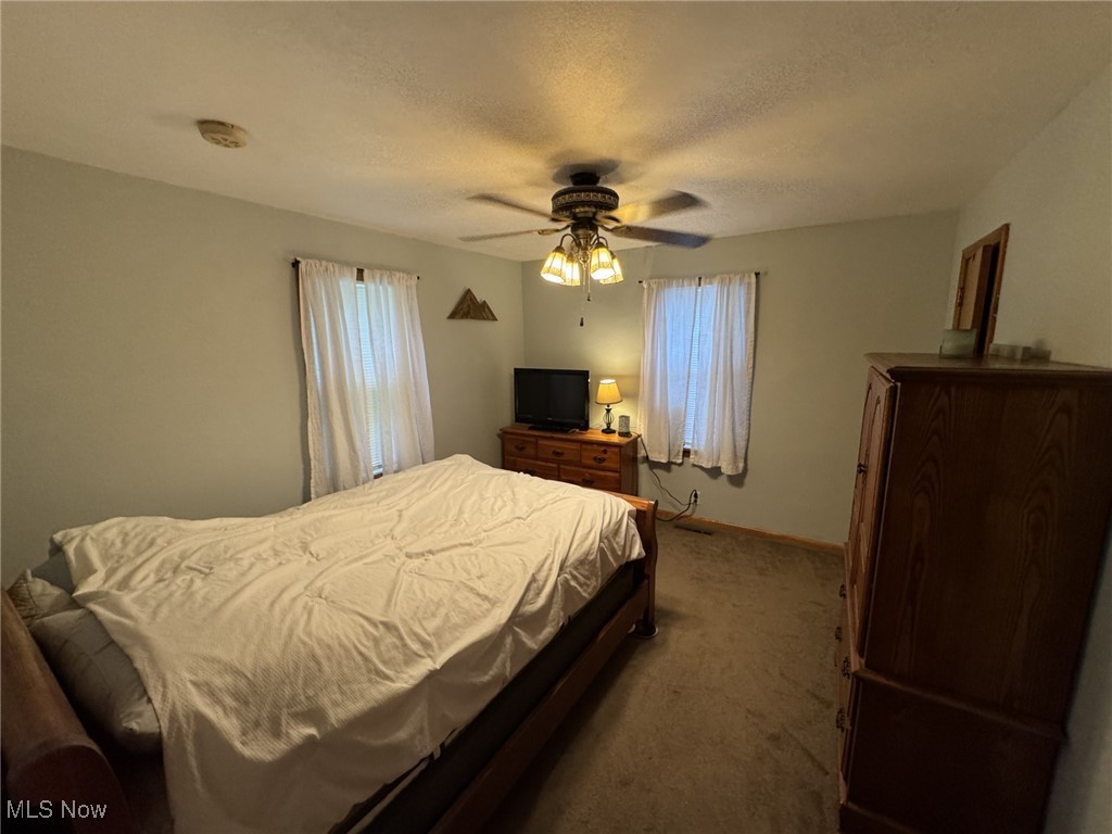 Parkersburg, West Virginia 26101, United States, 3 Bedrooms Bedrooms, ,1 BathroomBathrooms,Residential,Contingent,185340