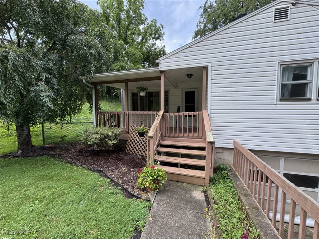 Parkersburg, West Virginia 26101, United States, 3 Bedrooms Bedrooms, ,1 BathroomBathrooms,Residential,Contingent,185340