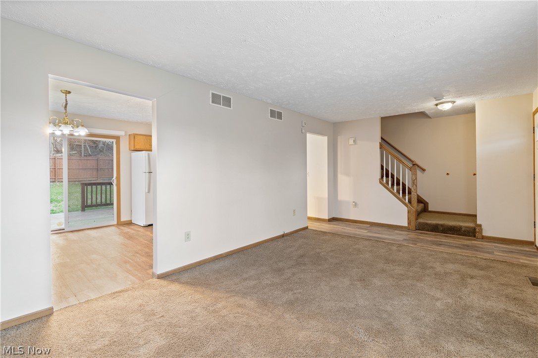 103 W Crosier Street