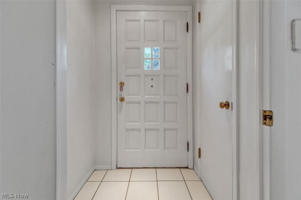 Photo of 23410 E Baintree Road, Beachwood, OH 44122 (MLS # 5210476)