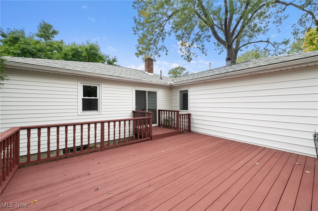 7567 Acacia Avenue, Mentor, Ohio image 35